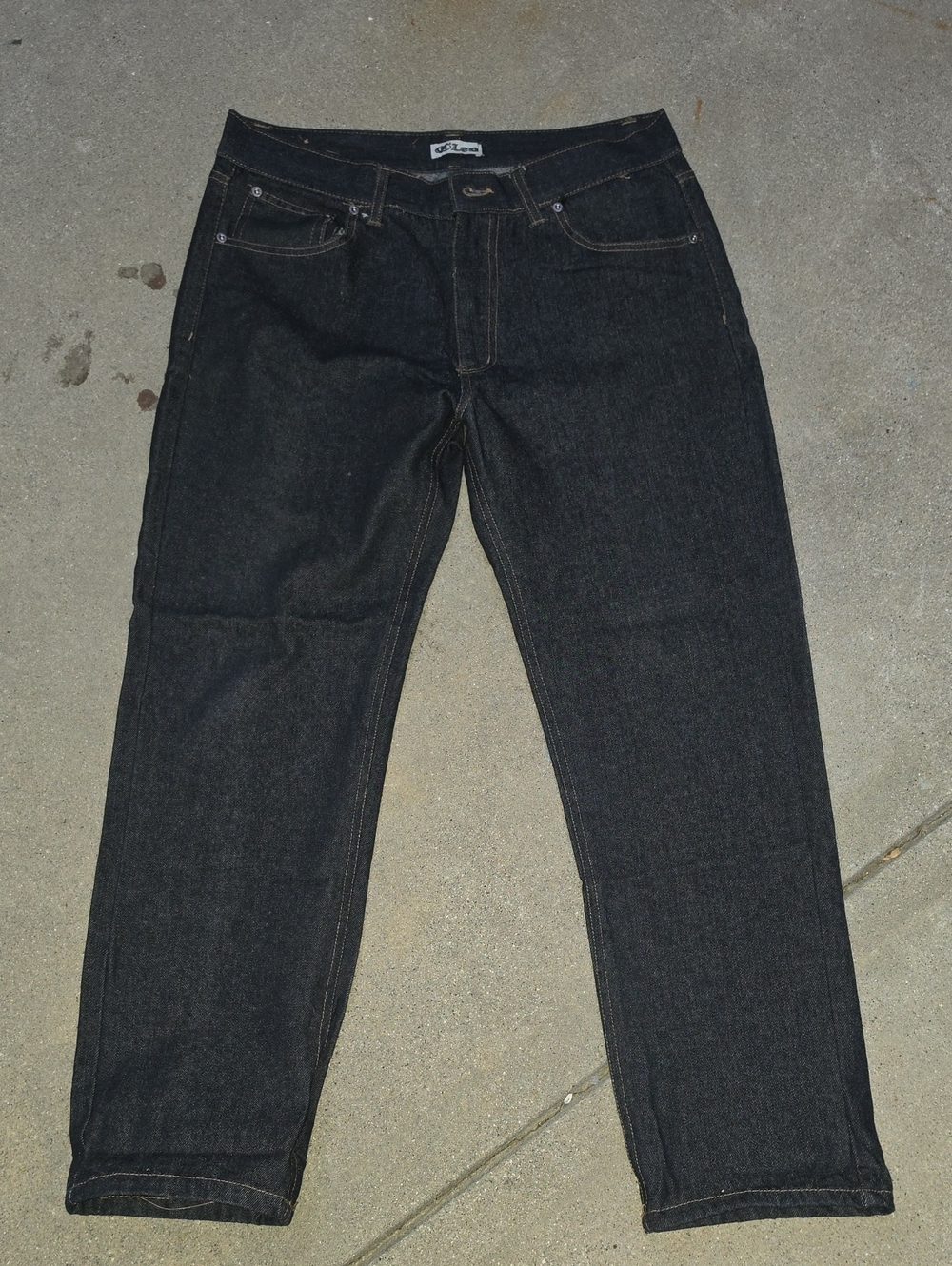 Men's Dark Wash Black Jeans - Classic Straight Fit